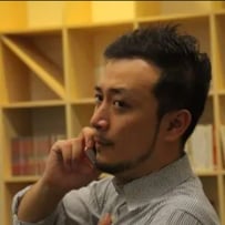 森山 佳亮