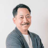KURO HOLDINGS株式会社 取締役／マーケティングソリューション事業部 事業部長 佃 雅博